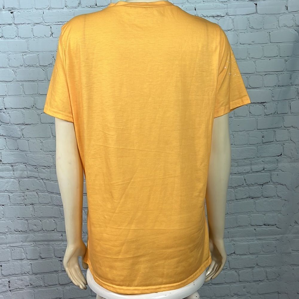 Women’s Yellowstone Graphic Tee Sorta Sweet Sorta Beth Dutton - Picture 3 of 5
